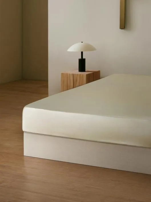 100 Mulberry Silk Fitted Sheet Bed Set With Exquisite Lily Embroidery USBS5180 Home Lilysilk Silk Bedding Sets