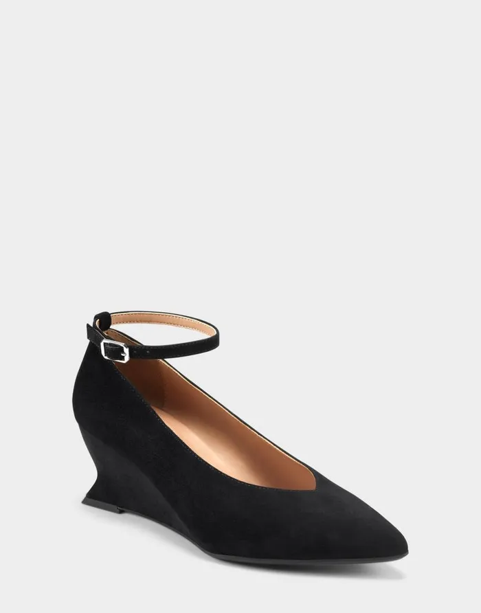 Aerosoles Black Suede Women Pumps Aerosoles Black Suede Women Pumps