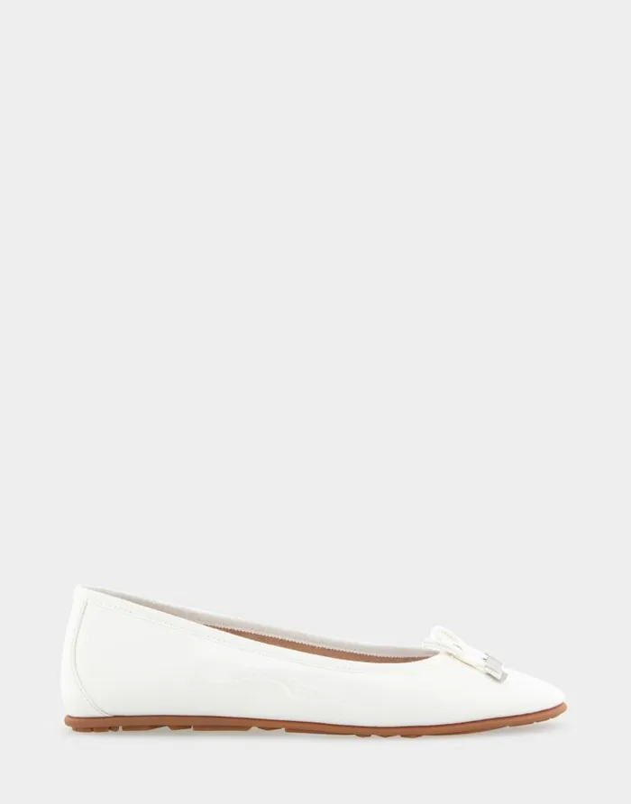 Aerosoles Comfortable Women039s Ballet Flat In White Patent Faux Leather White Patent Faux Leather Women Clogs and Mules Aerosoles Comfortable Women039s Ballet Flat In White Patent Faux Leather White Patent Faux Leather Women Clogs and Mules