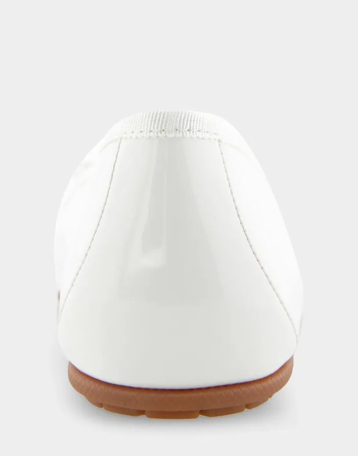 Aerosoles Comfortable Women039s Ballet Flat In White Patent Faux Leather White Patent Faux Leather Women Clogs and Mules