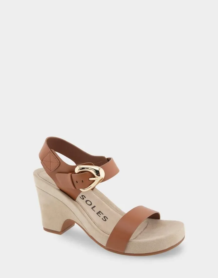 Aerosoles Comfortable Women039s Buckled Footbed Wedge Sandal In Tan Leather Tan Leather Women Dress