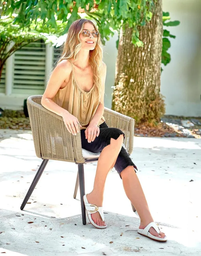 Aerosoles Comfortable Women039s Oversized Buckle Molded Footbed Thong Sandal In Eggnog Leather Eggnog Leather Women Clogs and Mules