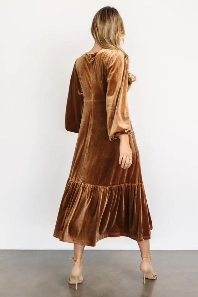 Baltic Born Maxi Dresses Women Erika Velvet Maxi Dress Caramel Baltic Born Maxi Dresses Women Erika Velvet Maxi Dress Caramel