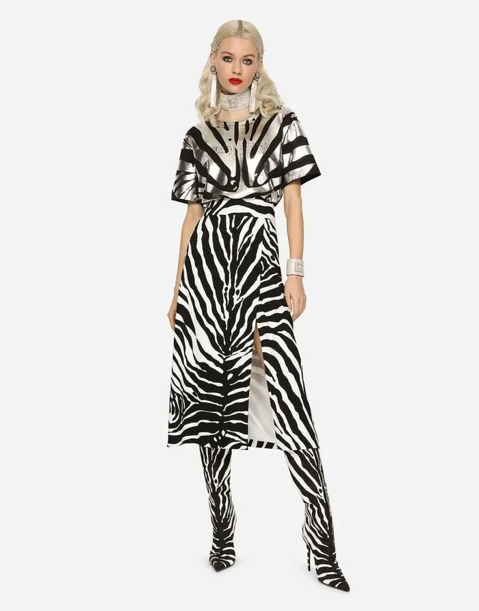 Dolce and Gabbana Skirts Women Zebraprint Cady Calflength Skirt Animal Print Dolce and Gabbana Skirts Women Zebraprint Cady Calflength Skirt Animal Print
