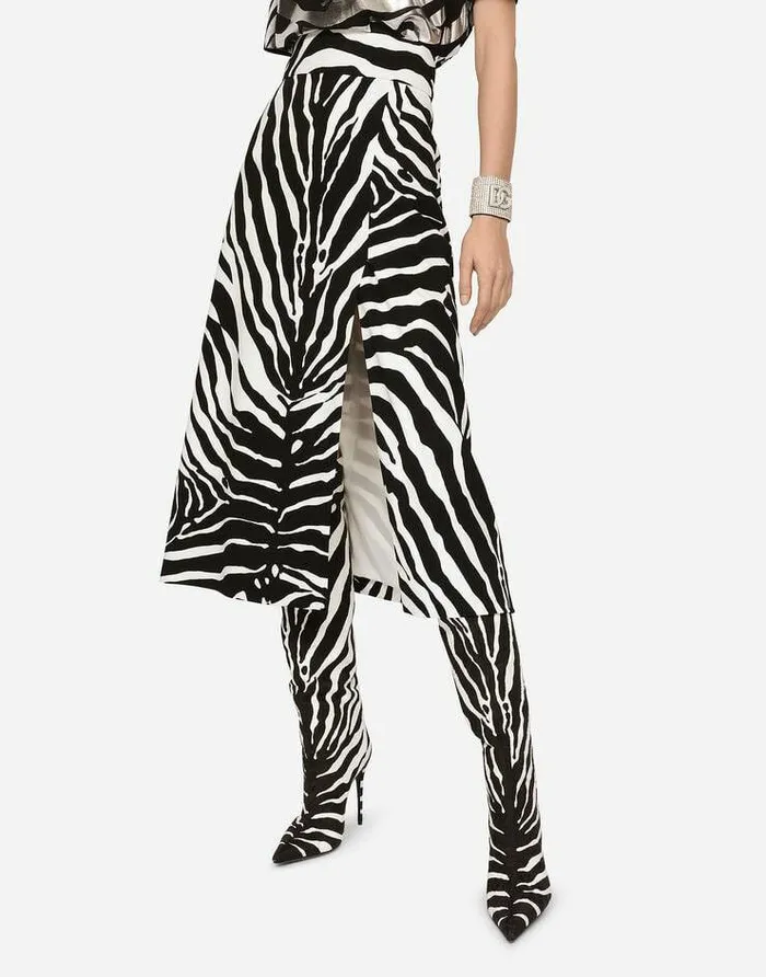 Dolce and Gabbana Skirts Women Zebraprint Cady Calflength Skirt Animal Print Dolce and Gabbana Skirts Women Zebraprint Cady Calflength Skirt Animal Print
