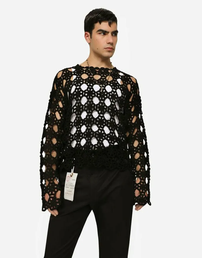 Dolce and Gabbana Sweaters And Cardigans Men Cotton Roundneck Sweater Black Dolce and Gabbana Sweaters And Cardigans Men Cotton Roundneck Sweater Black