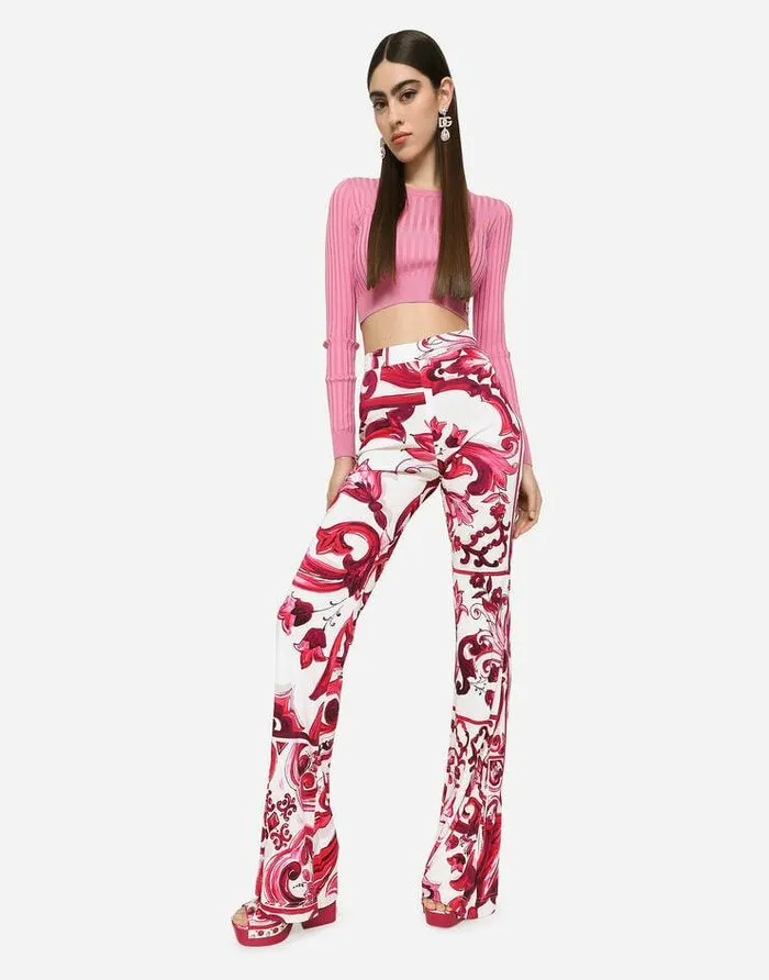 Dolce and Gabbana Sweaters And Cardigans Women Cropped Sweater In Ribbed Silk Pink Dolce and Gabbana Sweaters And Cardigans Women Cropped Sweater In Ribbed Silk Pink