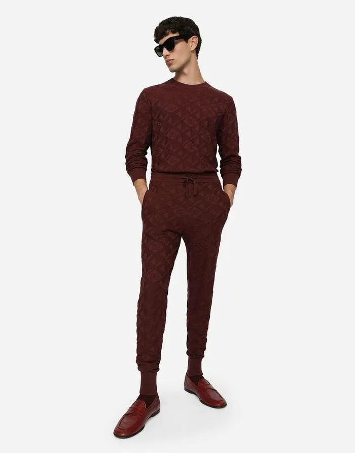 Dolce and Gabbana Trousers And Shorts Men 3D Silk Jacquard Jogging Pants Purple Dolce and Gabbana Trousers And Shorts Men 3D Silk Jacquard Jogging Pants Purple