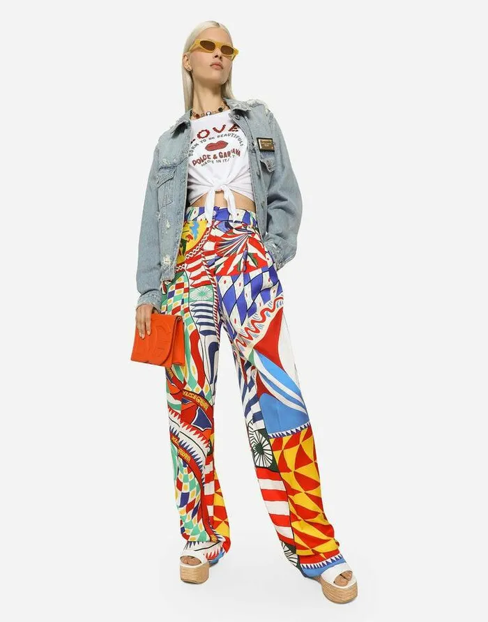 Dolce and Gabbana Trousers And Shorts Women Flared Carrettoprint Charmeuse Pants Multicolor Dolce and Gabbana Trousers And Shorts Women Flared Carrettoprint Charmeuse Pants Multicolor