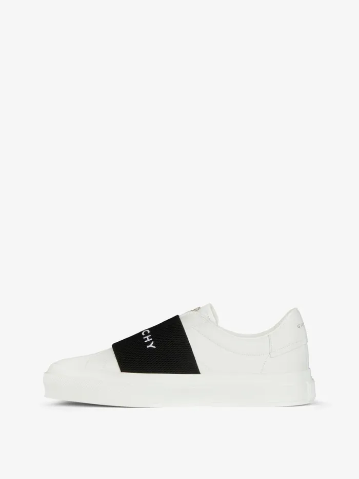 Givenchy City Sport Sneakers In Leather With GIVENCHY Strap Whiteblack Men Sneakers Givenchy City Sport Sneakers In Leather With GIVENCHY Strap Whiteblack Men Sneakers