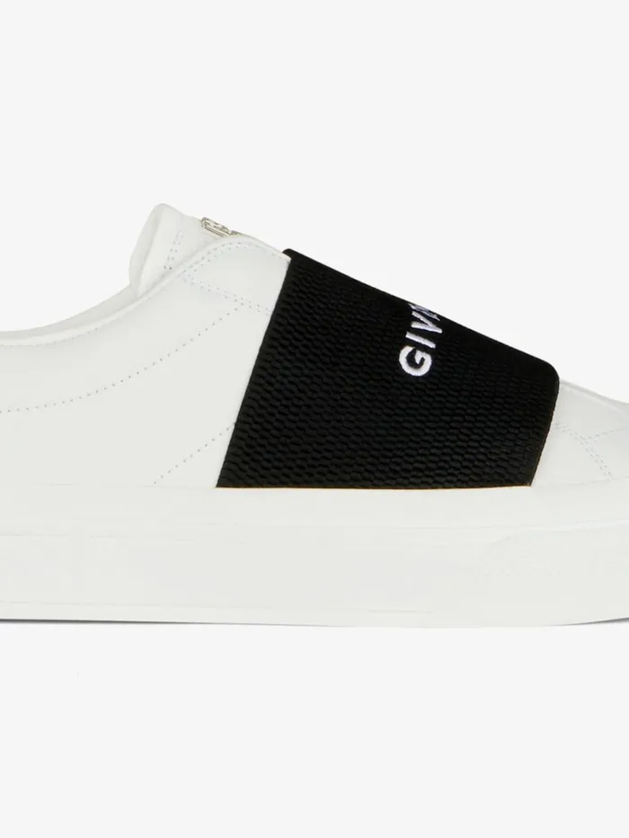 Givenchy City Sport Sneakers In Leather With GIVENCHY Strap Whiteblack Men Sneakers Givenchy City Sport Sneakers In Leather With GIVENCHY Strap Whiteblack Men Sneakers
