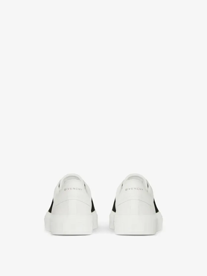 Givenchy City Sport Sneakers In Leather With GIVENCHY Strap Whiteblack Men Sneakers Givenchy City Sport Sneakers In Leather With GIVENCHY Strap Whiteblack Men Sneakers