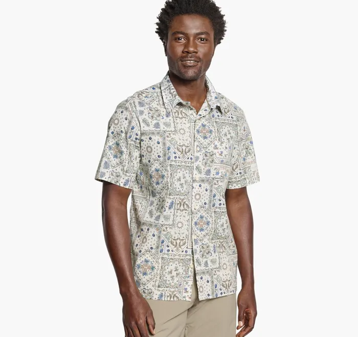 Men Print Camp Shirt White Multi Bandana JohnstonandMurphy ShortSleeve Shirts Men Print Camp Shirt White Multi Bandana JohnstonandMurphy ShortSleeve Shirts