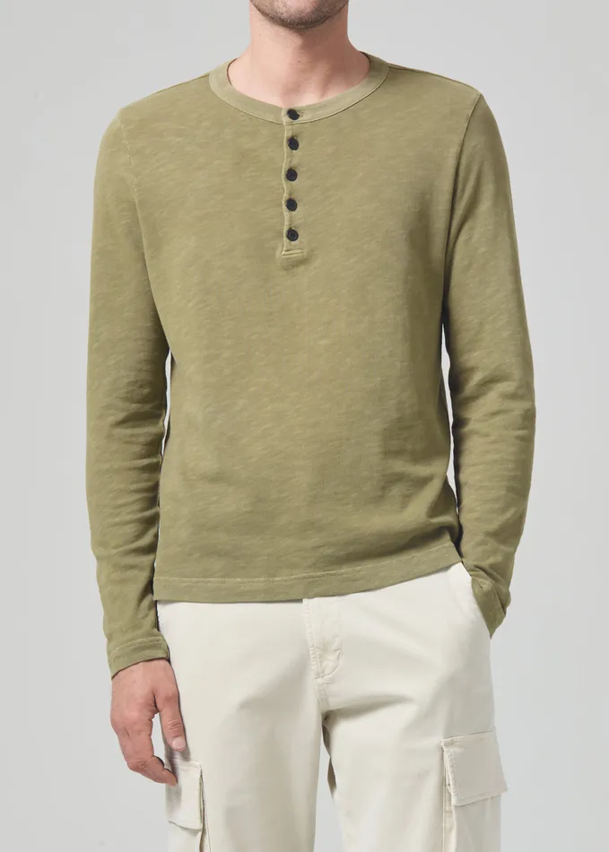 Men Shirts Citizens Of Humanity Classic Henley In Canape