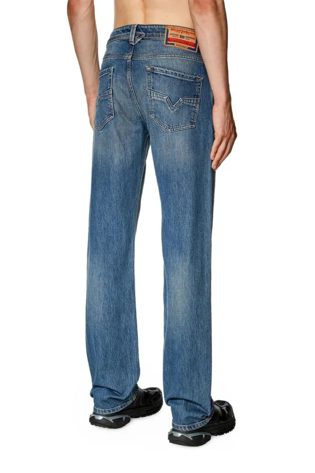 Men Straight Jeans 1985 Larkee 09f88 Medium Blue Diesel Straight Men Straight Jeans 1985 Larkee 09f88 Medium Blue Diesel Straight