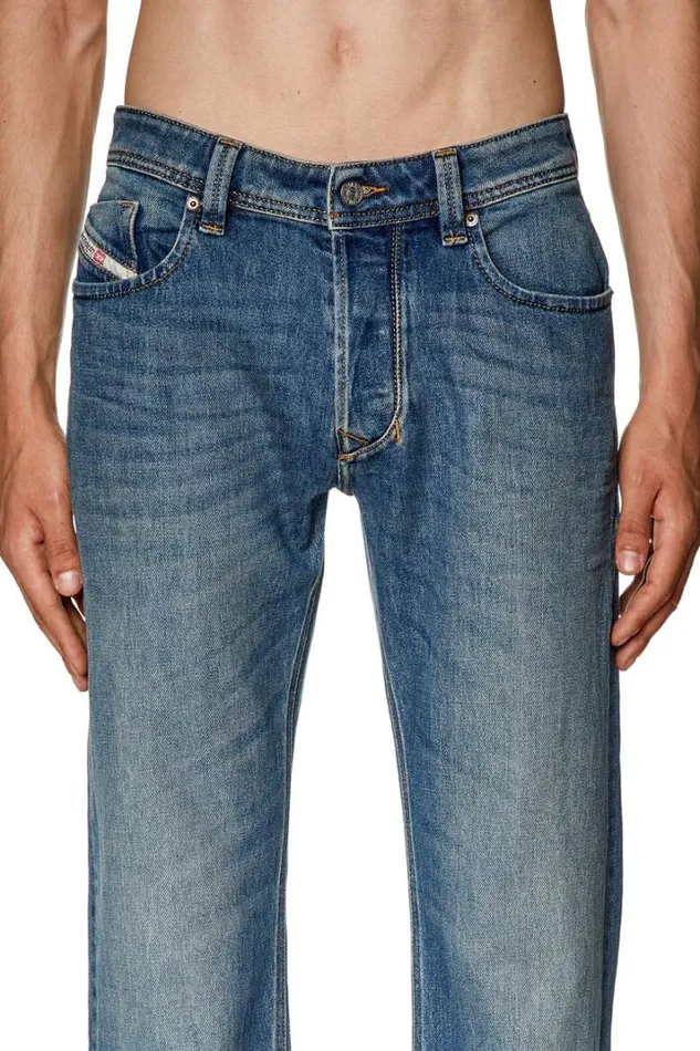 Men Straight Jeans 1985 Larkee 09f88 Medium Blue Diesel Straight Men Straight Jeans 1985 Larkee 09f88 Medium Blue Diesel Straight