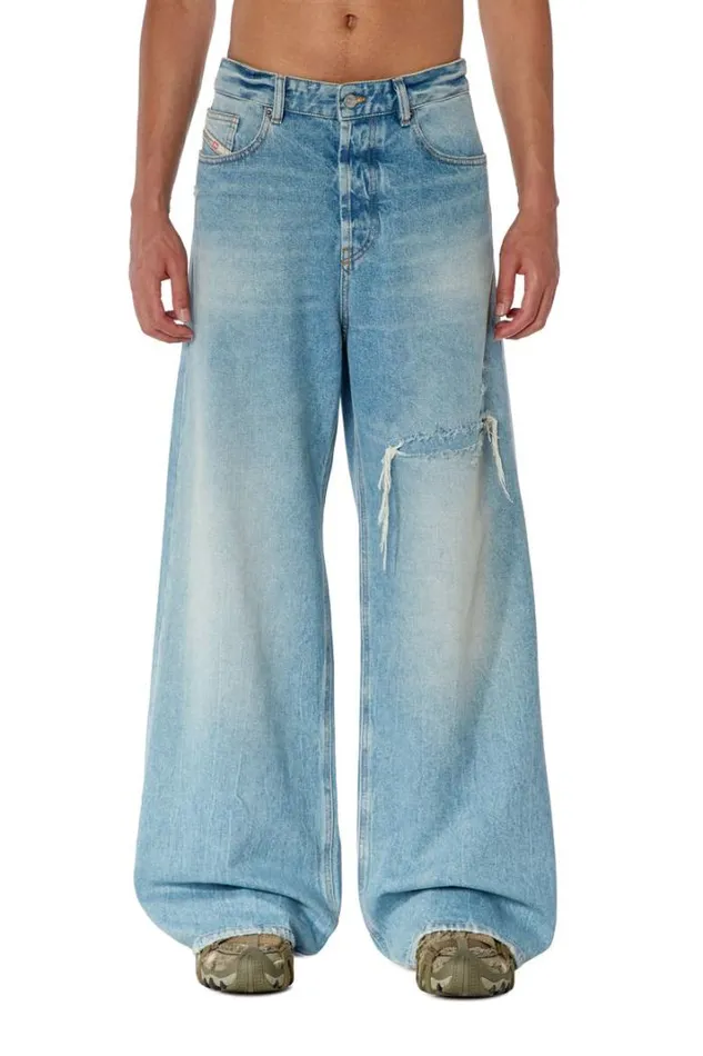 Men Straight Jeans DRise 09e25 Light Blue Diesel Straight Men Straight Jeans DRise 09e25 Light Blue Diesel Straight