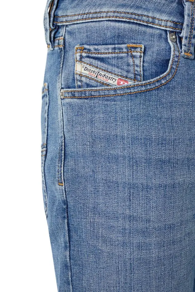 Men Tapered Jeans 1986 LarkeeBeex 009zr Medium Blue Diesel Tapered Men Tapered Jeans 1986 LarkeeBeex 009zr Medium Blue Diesel Tapered
