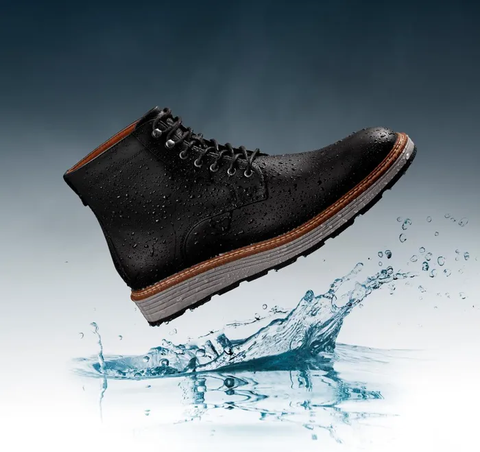 Men Upton Lug Plain Toe Boot Black Waterproof Full Grain JohnstonandMurphy LaceUps Men Upton Lug Plain Toe Boot Black Waterproof Full Grain JohnstonandMurphy LaceUps
