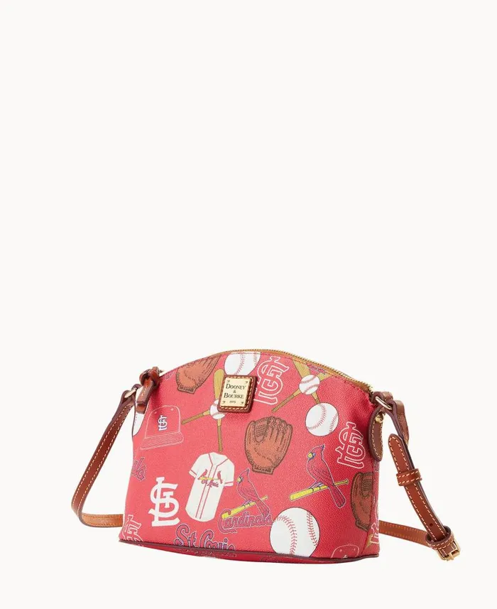 MLB Cardinals Suki Crossbody Cardinals Woman Dooney and Bourke Crossbodies MLB Cardinals Suki Crossbody Cardinals Woman Dooney and Bourke Crossbodies
