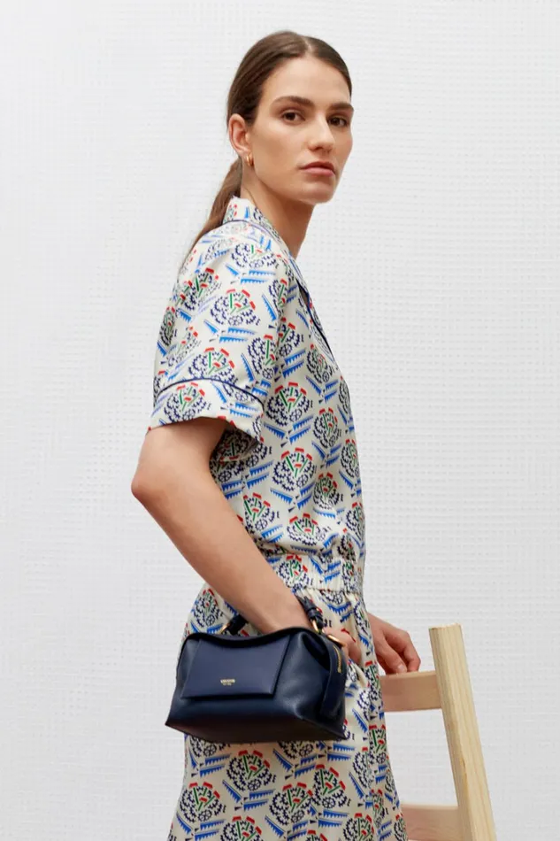 Oroton Zig Zag Flower Stamp Camp Shirt Folk Blue Women Tops Oroton Zig Zag Flower Stamp Camp Shirt Folk Blue Women Tops