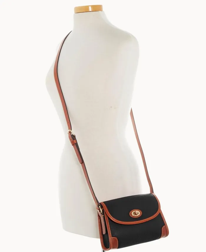 Pebble Grain 20 Crossbody Black Woman Dooney and Bourke Crossbodies Pebble Grain 20 Crossbody Black Woman Dooney and Bourke Crossbodies
