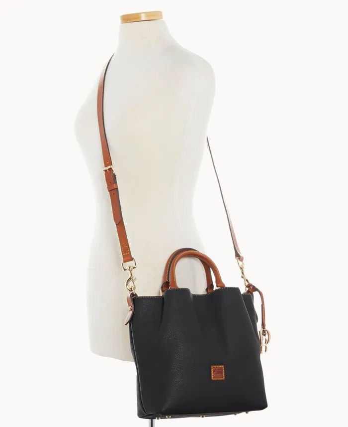 Pebble Grain Small Barlow Black Woman Dooney and Bourke Satchels