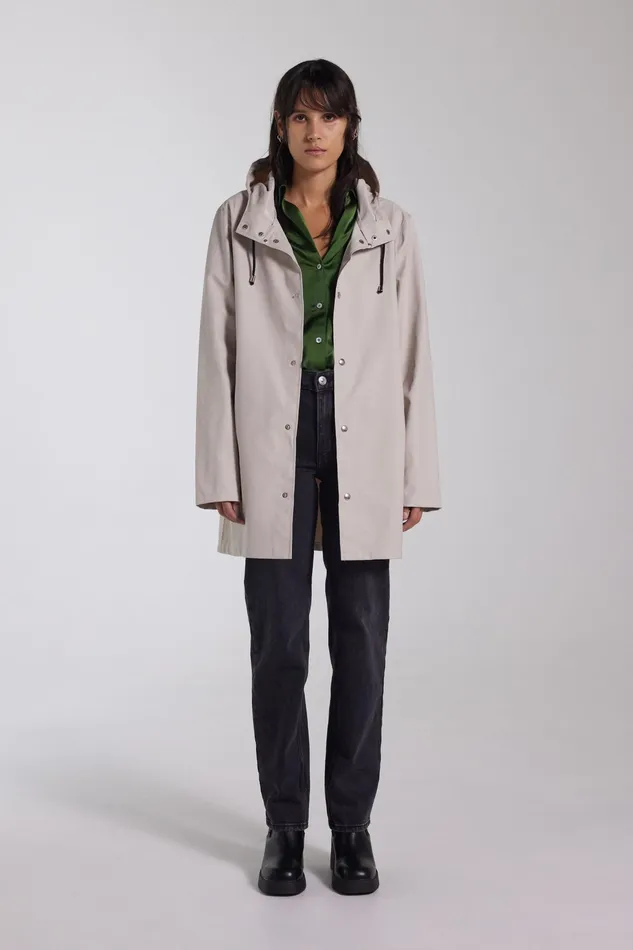 Raincoats Women Stutterheim Stockholm Lightweight Raincoat Light Sand