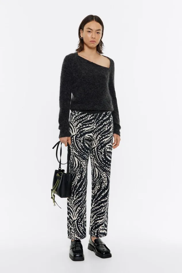 STRAIGHT CROPPED 8211 Ivory Zebra High Neck Zebra Ivory Women Bimba Y Lola Trousers
