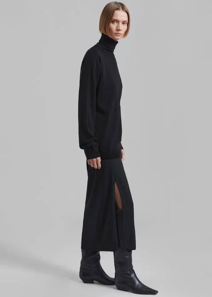 The Frankie Shop Bottoms Abigail Side Slit Maxi Skirt 8211 Black 8211 Women