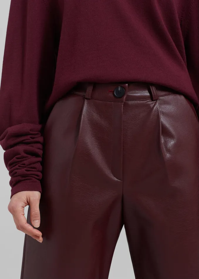 The Frankie Shop Bottoms Coralie Faux Leather Bermuda Shorts 8211 Burgundy 8211 Women