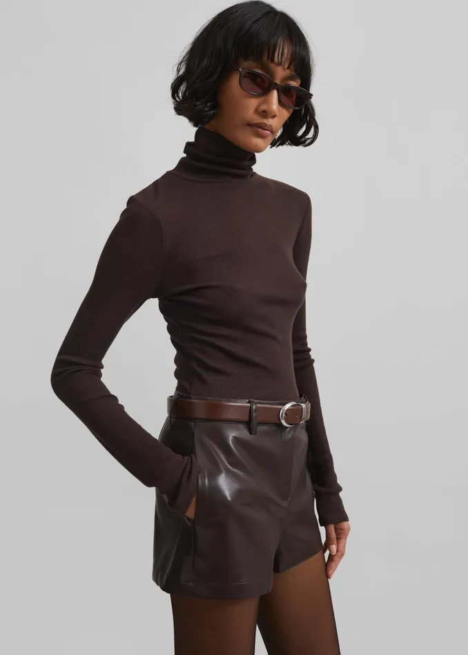 The Frankie Shop Bottoms Naica Faux Leather Hot Pants 8211 Brown 8211 Women