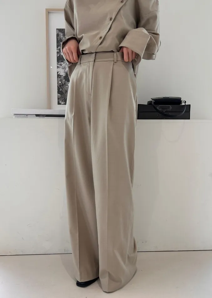 The Frankie Shop Bottoms Roan Trousers 8211 Beige 8211 Women