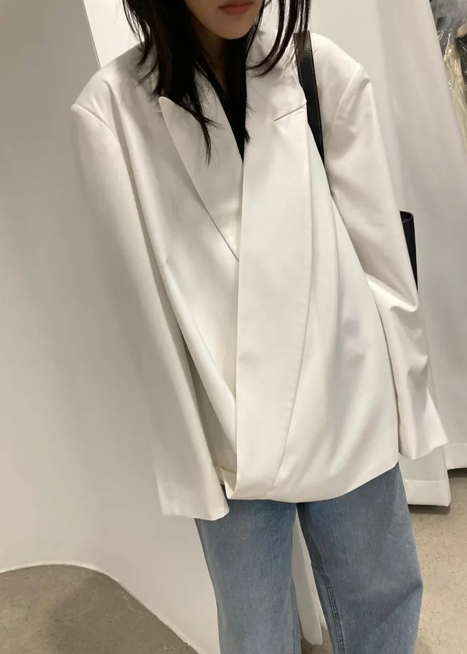 The Frankie Shop Outerwear Geneva Wrap Blazer 8211 White 8211 Women