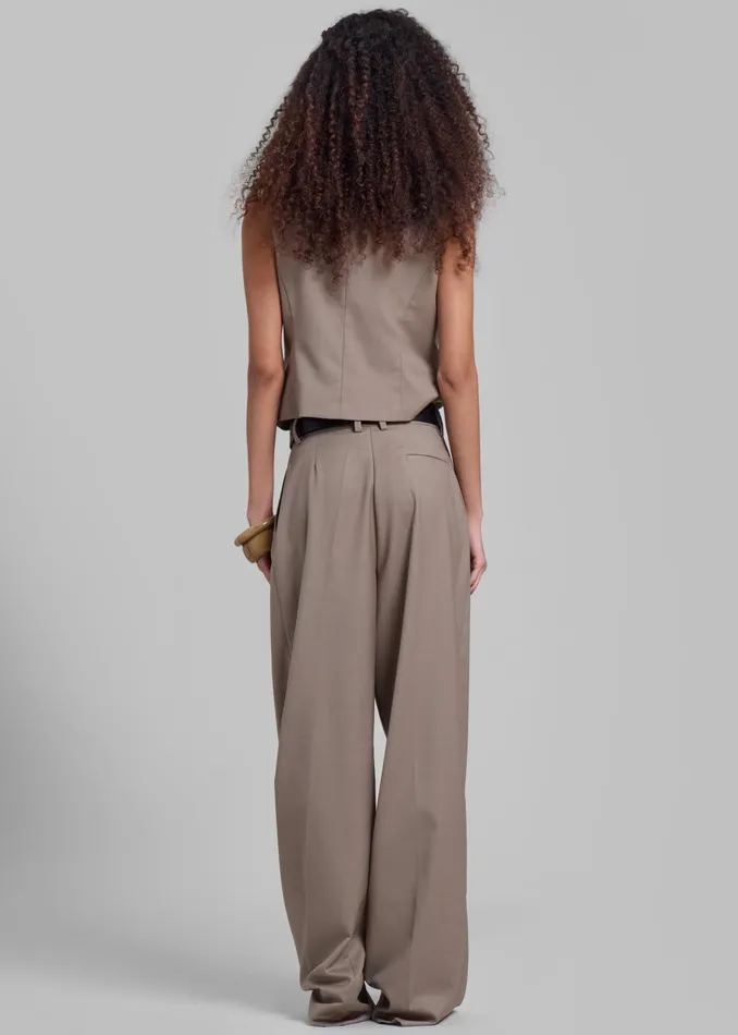 The Frankie Shop Outerwear Jorae Vest 8211 Taupe 8211 Women