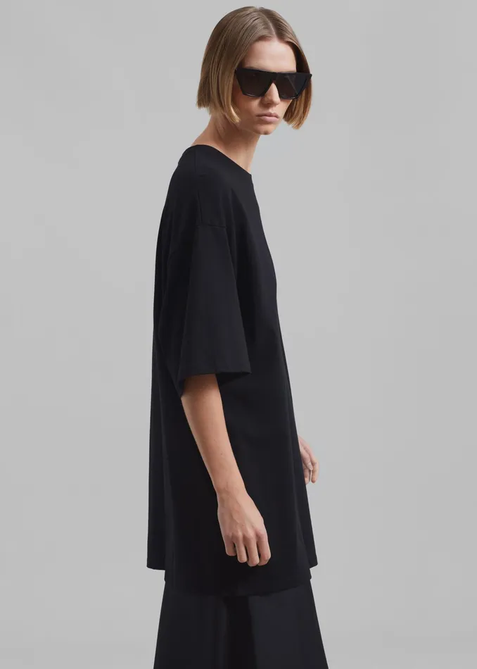 The Frankie Shop Tops Avak Oversized Tee 8211 Black 8211 Women