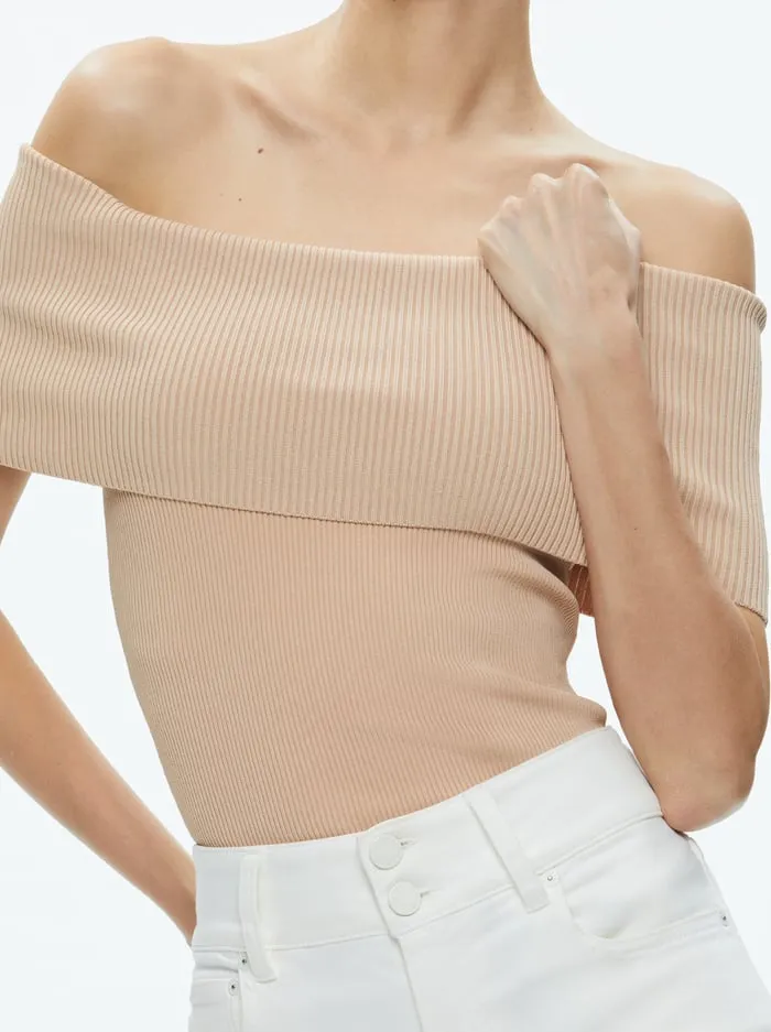 Tops Women Alice Olivia Dolan Pullover Almond