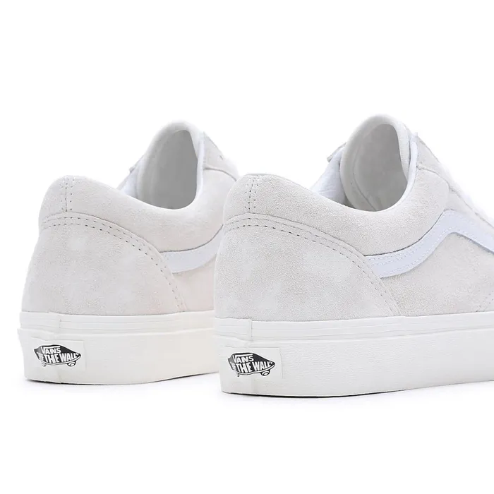 Vans Classics Men Pig Suede Old Skool Shoes White