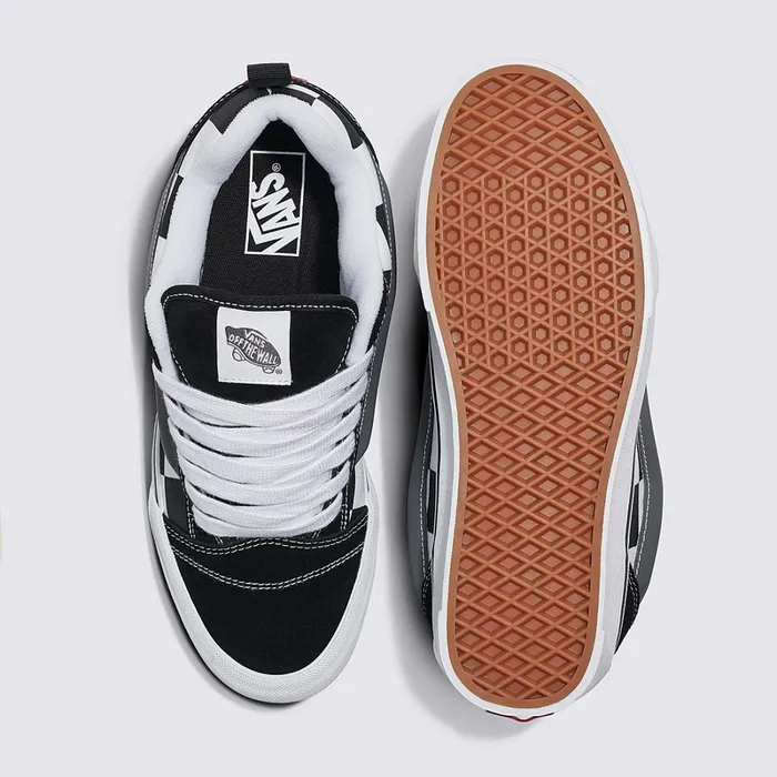 Vans Classics Women Knu Skool Shoes Black