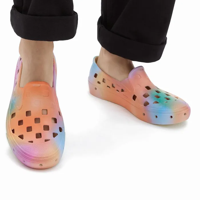 Vans Slipon Shoes Women Aura Fade SlipOn TRK Shoes Multicolour