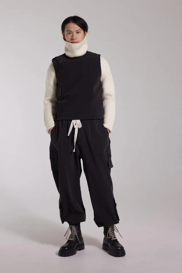 Vests Men Stutterheim Peace Matte Vest Black