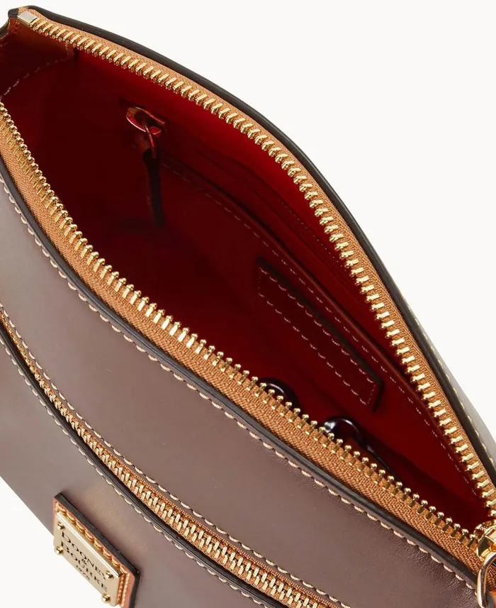 Wexford Leather Domed Crossbody Brown Woman Dooney and Bourke Crossbodies Wexford Leather Domed Crossbody Brown Woman Dooney and Bourke Crossbodies