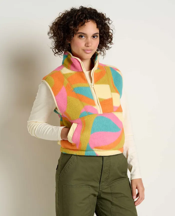 Women8217s ToadandCo Women8217s Campo Fleece Vest Shapes Print Tops and TShirts Women8217s ToadandCo Women8217s Campo Fleece Vest Shapes Print Tops and TShirts