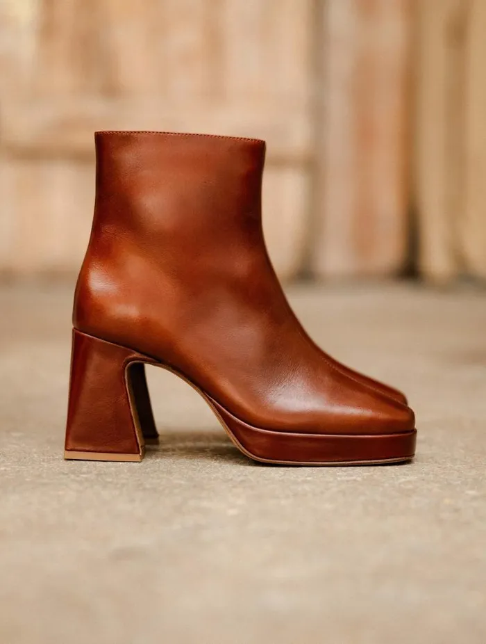 Women Ankle Boots Bobbies Ins Chestnut