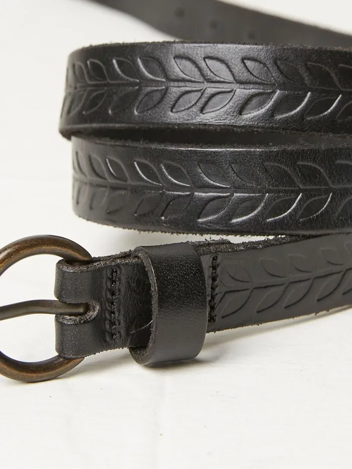 Women Belts Fat Face Black Skinny Embossed Belt