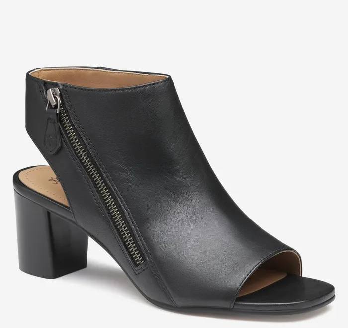 Women Evelyn SideZip Bootie Black Glove Leather JohnstonandMurphy Boots and Booties