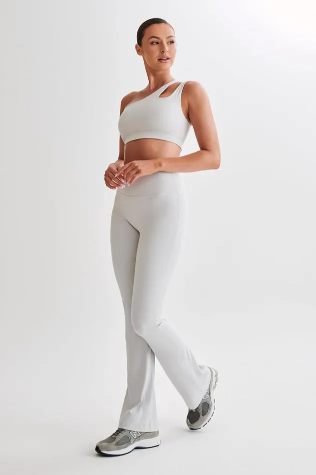 Women Meshki Bottoms Jesse Flared Yoga Pants 8211 Ice Grey