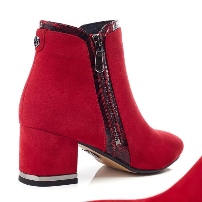 Women Moda In Pelle Heeled And Wedge Boots Peggi Red Alcantara