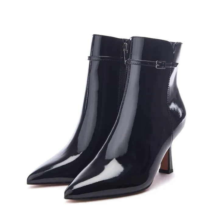 Women Moda In Pelle Heeled And Wedge Boots Pierres Black Patent