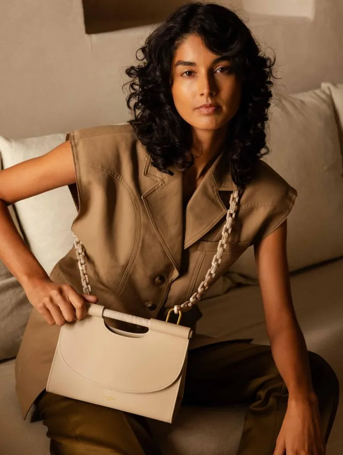 Women Phone Straps Bobbies Veneto Crema Marfil Women Phone Straps Bobbies Veneto Crema Marfil